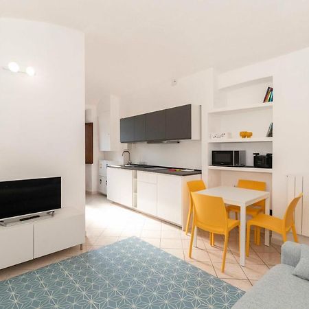 Colourful Flat San Donato Apartment ตูริน ภายนอก รูปภาพ