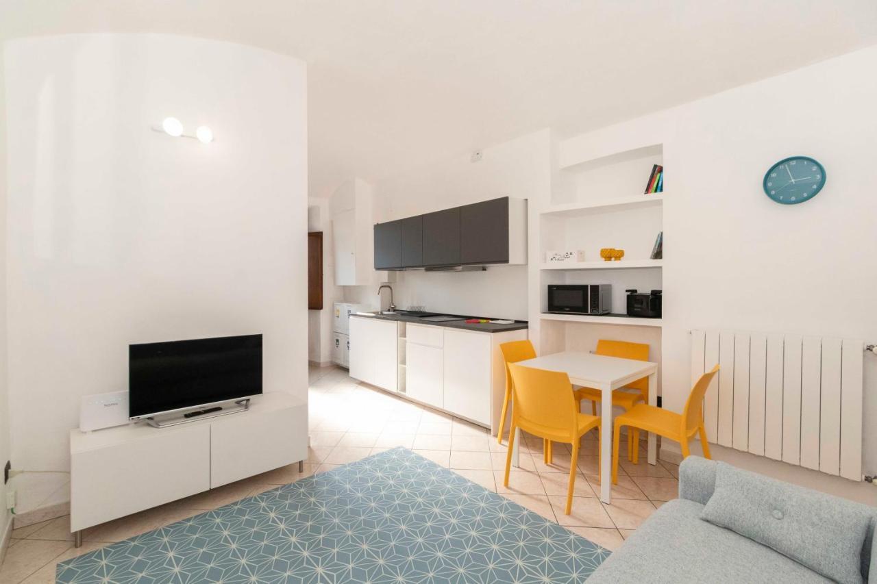Colourful Flat San Donato Apartment ตูริน ภายนอก รูปภาพ
