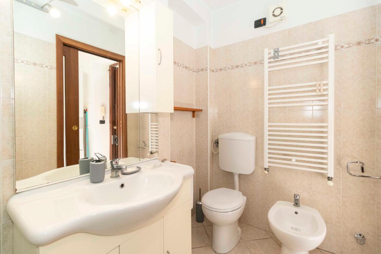 Colourful Flat San Donato Apartment ตูริน ภายนอก รูปภาพ
