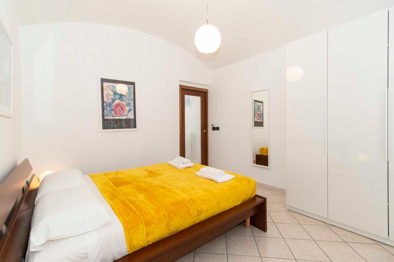 Colourful Flat San Donato Apartment ตูริน ภายนอก รูปภาพ