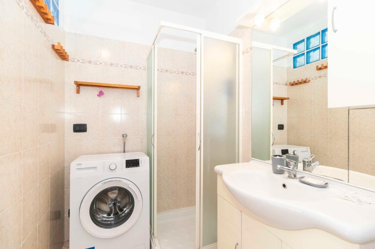 Colourful Flat San Donato Apartment ตูริน ภายนอก รูปภาพ